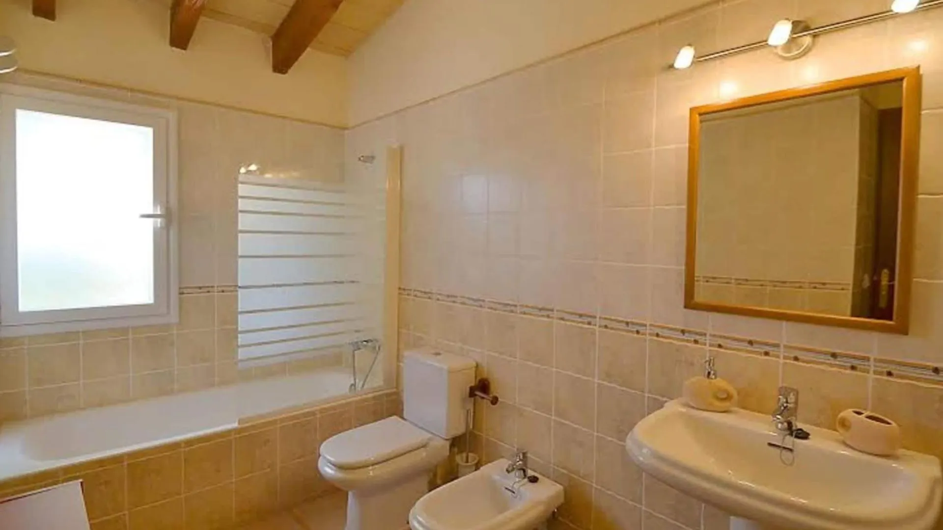 Tranquil Holiday Home With Swimming Pool Binissalem